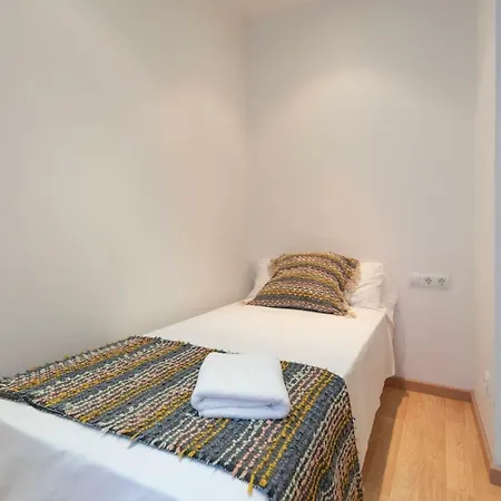 Bravissimo Placa Dels Raims דירה *