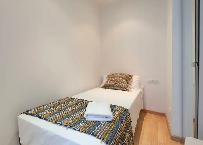 Bravissimo Placa Dels Raims 아파트 *